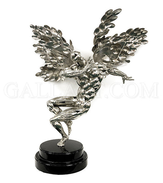 LANDING OF A GLORIOUS FIGURE